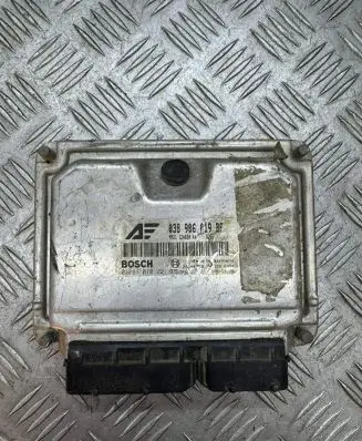 Ford Galaxy Engine control unit/module 038906019BF 1300354 0281010221