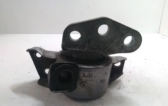 Opel Corsa D Engine mount bracket 13130741
