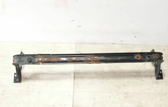 Volvo V40 Bottom radiator support slam panel 
