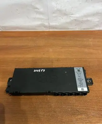 Jaguar XE Fuse module HX7314516AA D4587