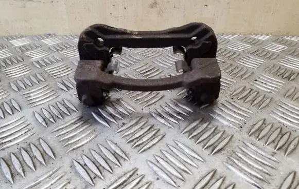 Hyundai ix35 Brake caliper pad carrier rear 
