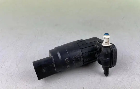 Skoda Superb B8 (3V) Windscreen/windshield washer pump 1K6955651