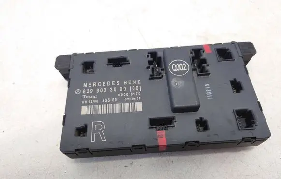 Mercedes-Benz Vito Viano W639 Door control unit/module A6399003000 6399003000