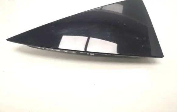 Tailgate/trunk spoiler