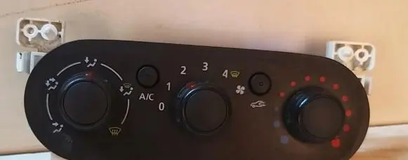 Opel Vivaro Climate control unit