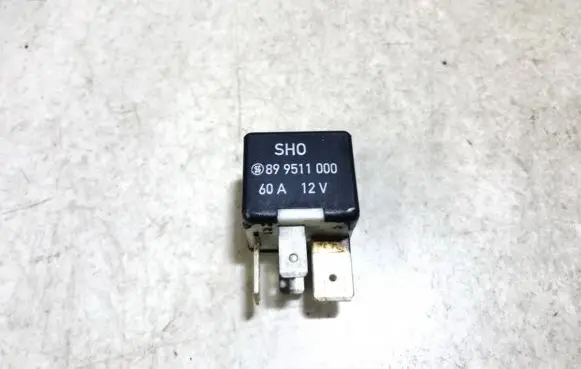 Volkswagen PASSAT B5 Other relay 443951253j 899511000