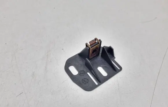 BMW 3 E90 E91 Headlight/headlamp mounting bracket 7136827 51647136827