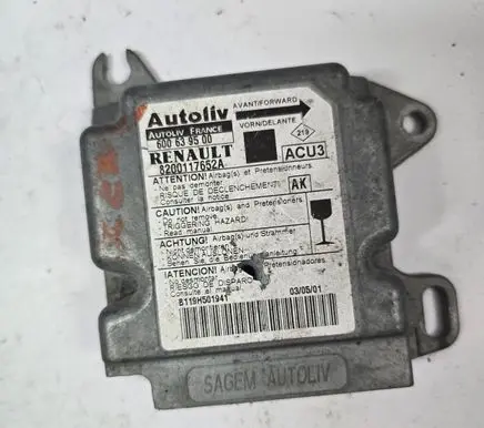 Renault Scenic RX Airbag control unit/module 8200117652A 600639500 B119H501941