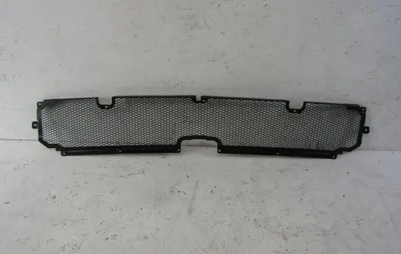 Iveco Daily 6th gen Front bumper lower grill 5801651748