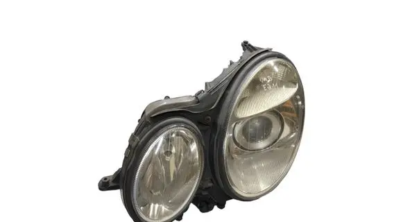 Mercedes-Benz E W211 Headlight/headlamp 5DF00870400 A0028206026