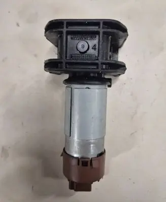 Mercedes-Benz C W205 Seat adjustment motor C11726103 181014DS