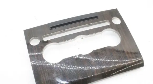Land Rover Range Rover L405 Dashboard glove box trim 
