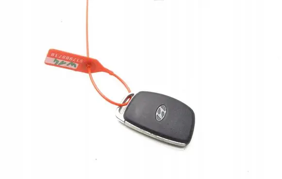 Hyundai i30 Wheel nut wrench 17695571180