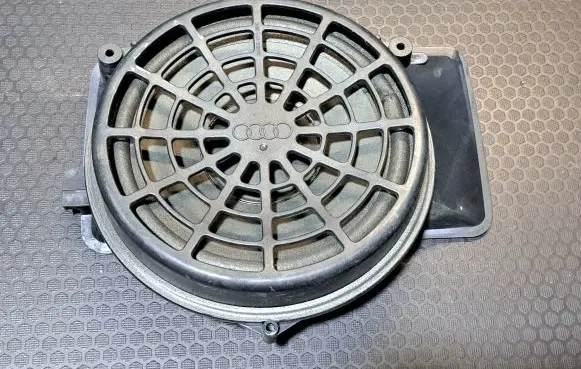 Audi A5 8T 8F Front door speaker 8T0035412A