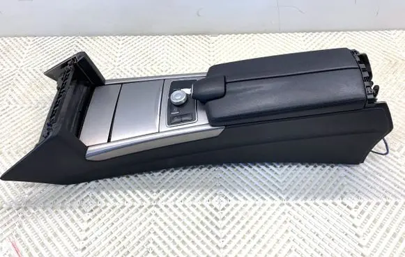 Mercedes-Benz E W212 Center console 