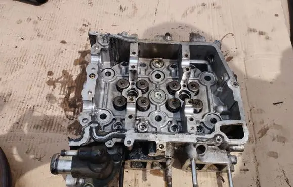 Subaru Forester SH Engine head T20DRH