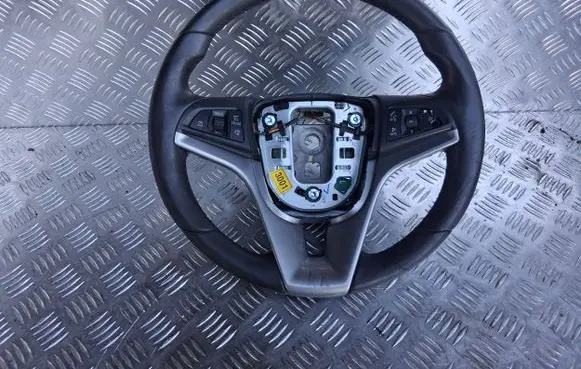 Chevrolet Trax Steering wheel 20876799 0265005321