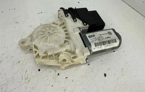 Volkswagen Touran I Rear door window regulator motor 1K0959703J 961769351