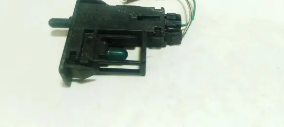 Lexus IS 200-300 Sensor 16676447