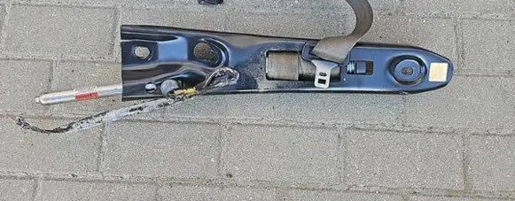 Volvo XC90 Front seatbelt 8639414