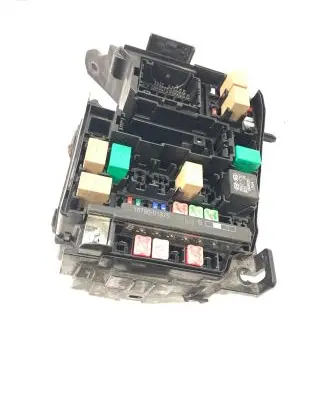 Hyundai Santa Fe Fuse module 3916037110 91255JA30 A4300