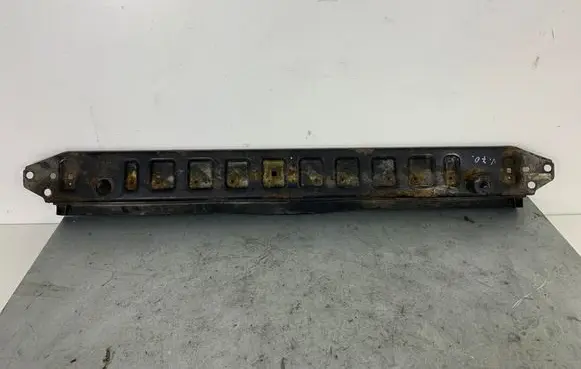 Volvo V70 Bottom radiator support slam panel 31265124