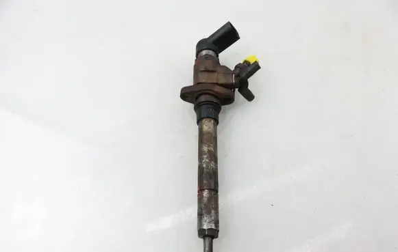 Ford Mondeo MK IV Fuel injector 9657144580