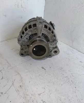 Volvo V60 Generator/alternator 30644945