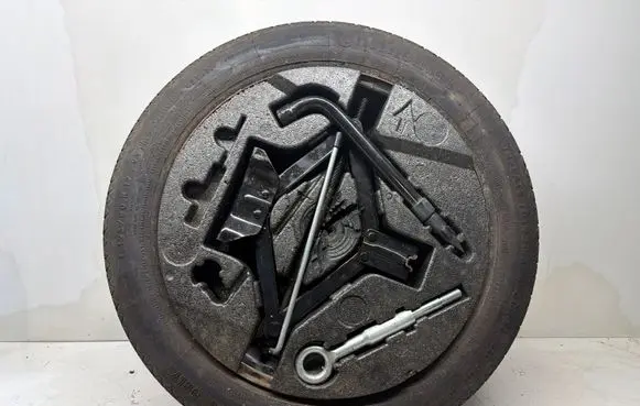 Volvo XC60 R17 spare wheel