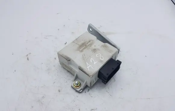 Toyota Corolla Verso E121 Window wiper relay 859400F010A 603002 150696