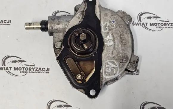 Mercedes-Benz CL C215 Vacuum pump A2712300965