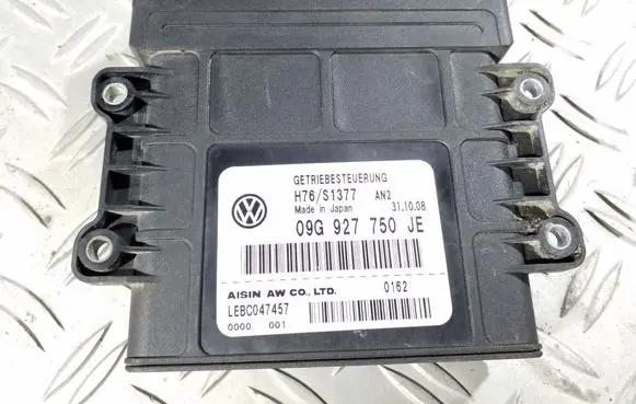Volkswagen Jetta V Gearbox control unit/module 09G927750JE H76S1377