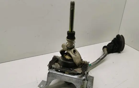 Audi A6 S6 C4 4A Gear shifter/selector 4A0711264C