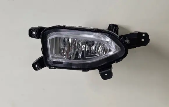 Hyundai Kona I Front fog light 92202J9000