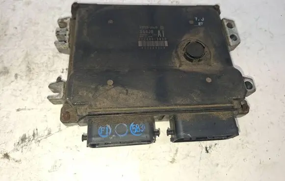 Suzuki Grand Vitara II Engine control unit/module ECU 3392064J8 1123005830 064J8