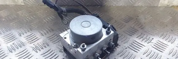 Renault Megane II ABS Pump 0265800519 8200737985 0265232067