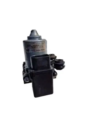 Volkswagen Golf VII Master brake cylinder 28477820 1J0612181D