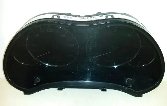 Toyota Avensis T250 Speedometer (instrument cluster) 8380005850 MB257430