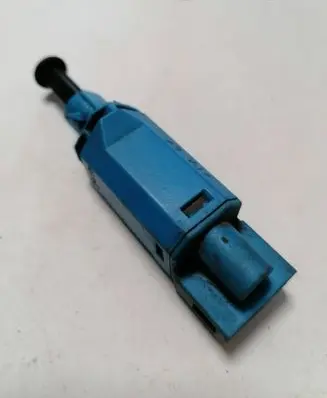Volkswagen Golf III Brake pedal sensor switch 1H0927189C