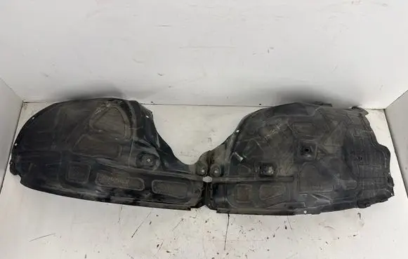 Chrysler 300C Front wheel arch liner splash guards 68205932AH 68205932AB 68205932AC