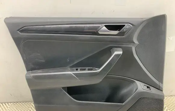 Volkswagen T-Roc Front door card panel trim 