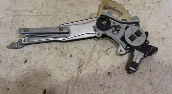 Subaru Legacy Front door window regulator with motor LEGACYIV
