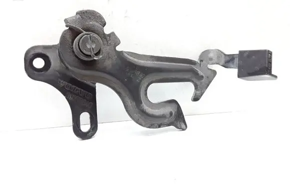Volvo V70 Engine bonnet (hood) release handle 30779840