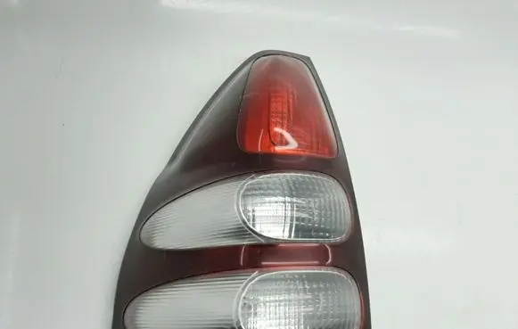 Toyota Land Cruiser (BJ70) Rear/tail lights
