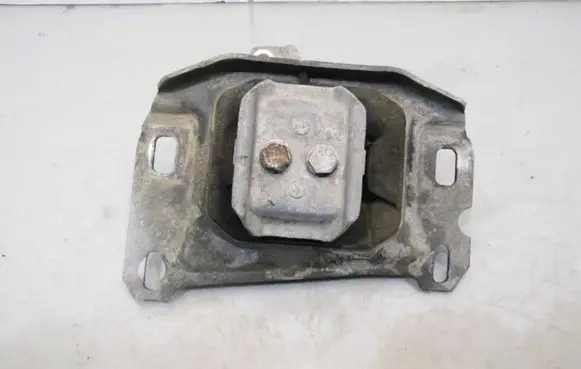 Peugeot 308 Engine mount vacuum valve 