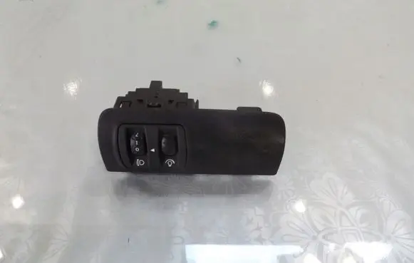 Renault Megane III Light switch