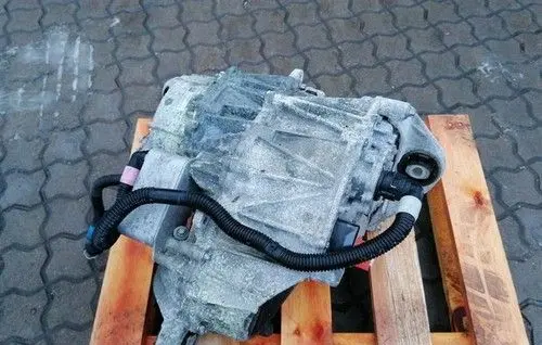 Tesla Model Y Engine oil radiator 112099000G