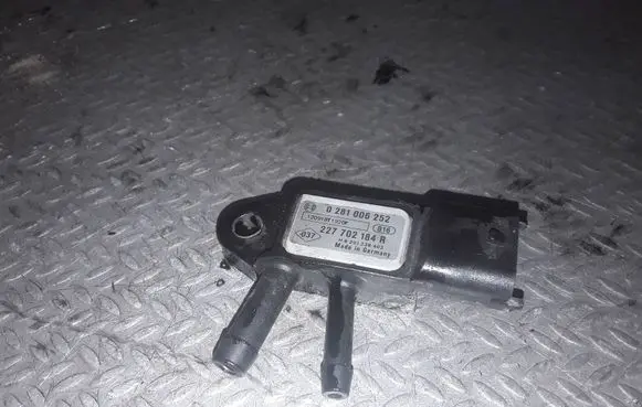 Renault Scenic III - Grand scenic III Exhaust gas pressure sensor 227702184R 0281006252