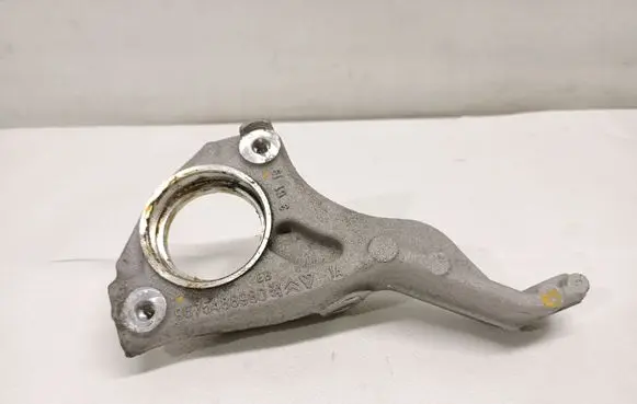 Peugeot 3008 II Driveshaft support bearing bracket 9675488980