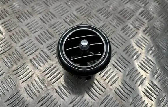 Mercedes-Benz GLC X253 C253 Dash center air vent grill A2058304604